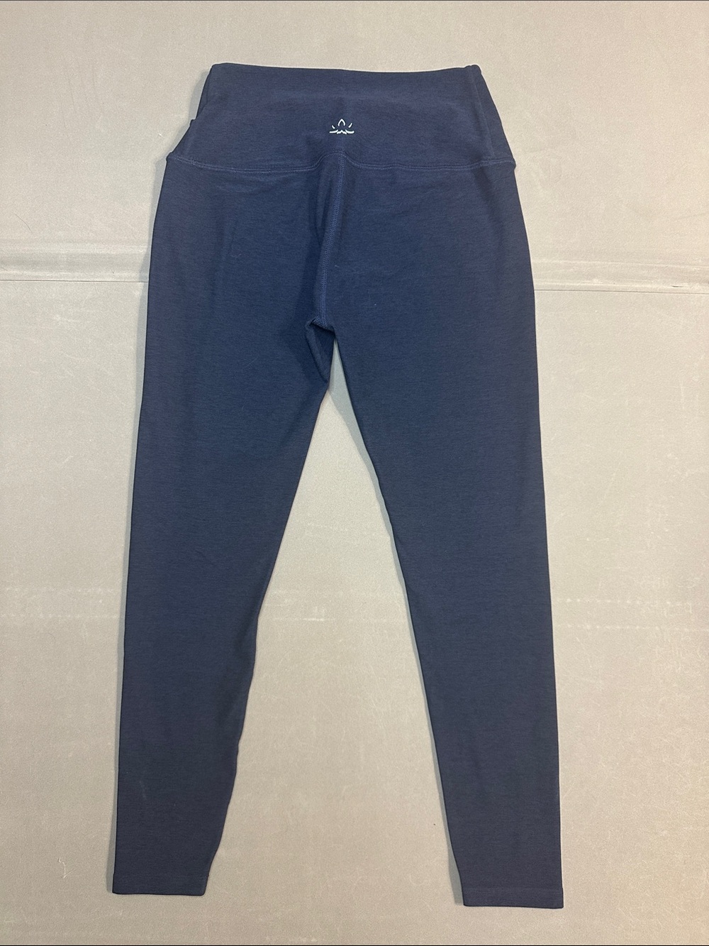 BEYOND YOGA Navy High-Waist Leggings M